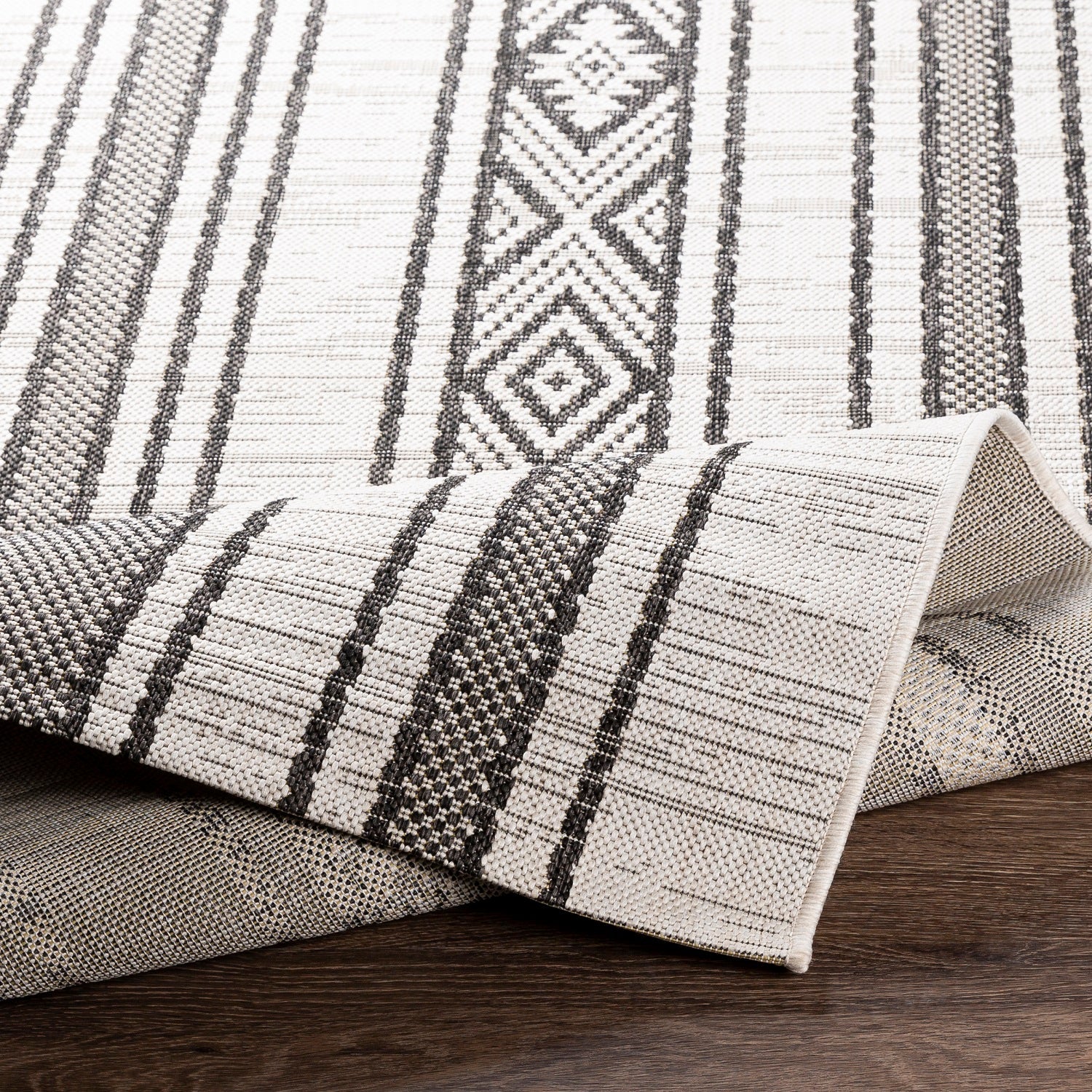 Yaya Outdoor Rug