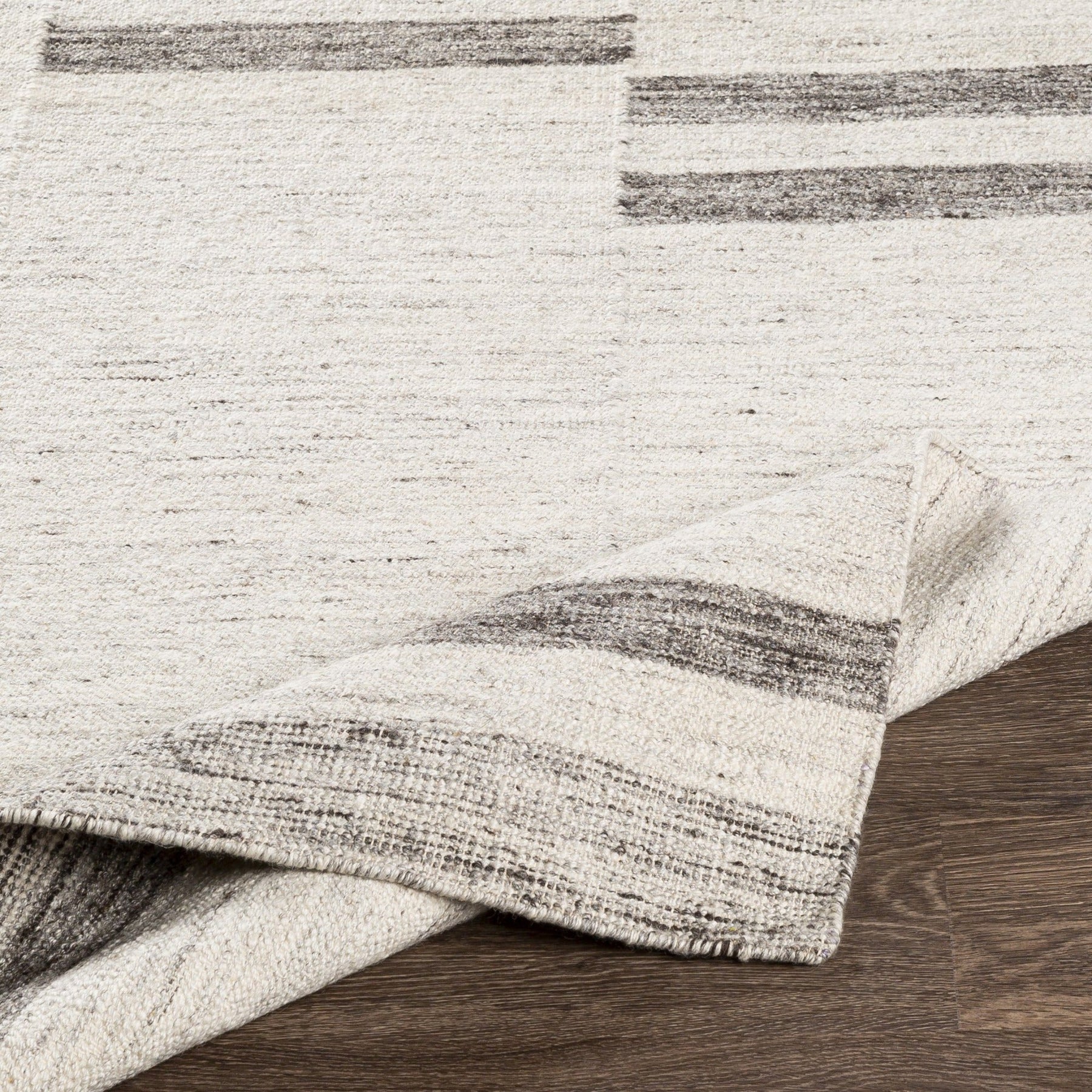 Maji Wool + Viscose Flat Rug: Ivory, Ash