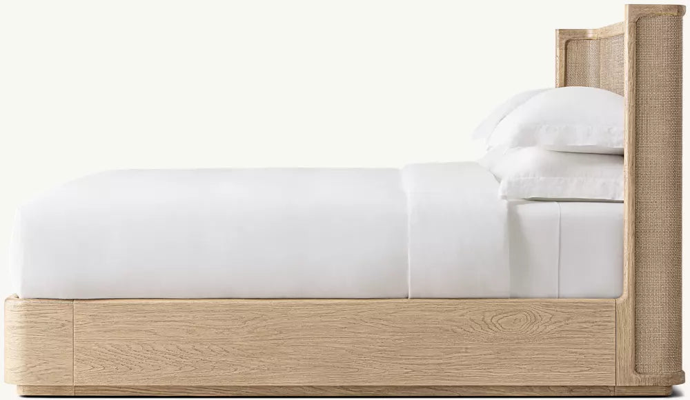 Trieste Shelter Bed